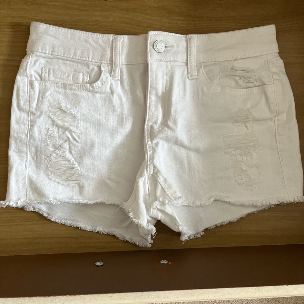 White Jean shorts, size 26W
